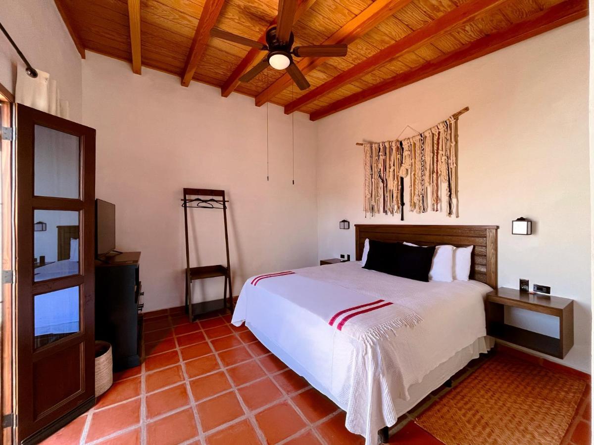 Bed and Breakfast Casa Entrevez Valle de Guadalupe Exterior foto