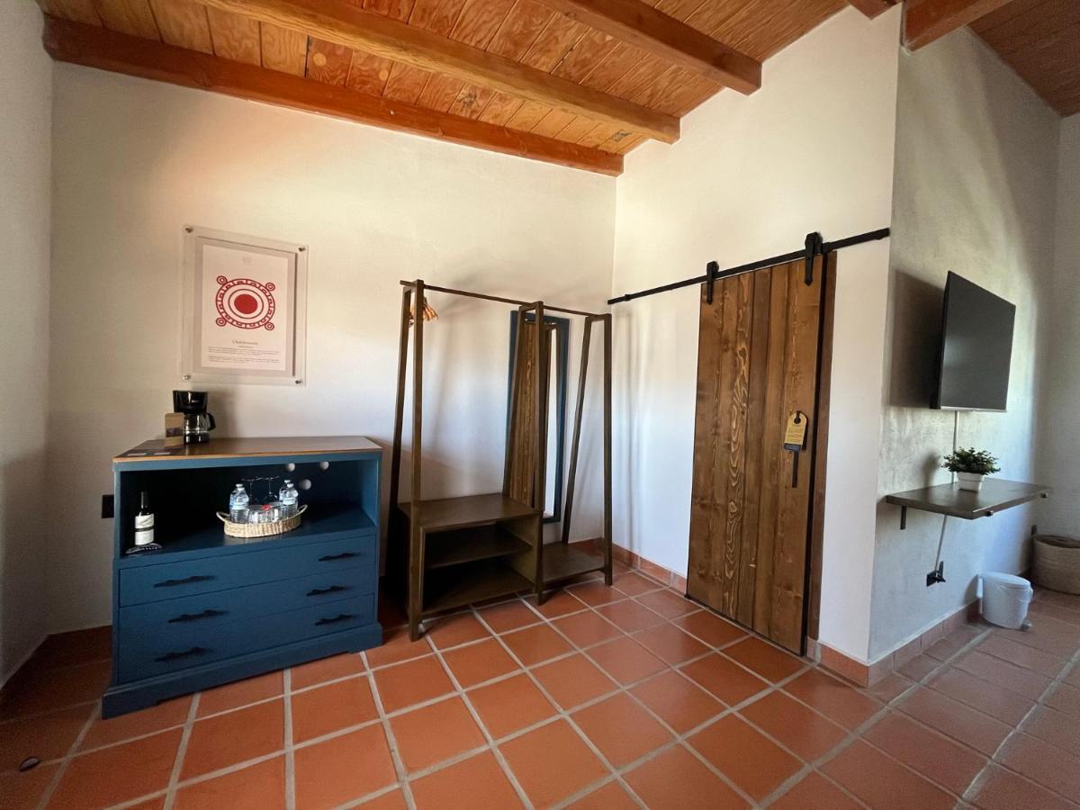 Bed and Breakfast Casa Entrevez Valle de Guadalupe Exterior foto